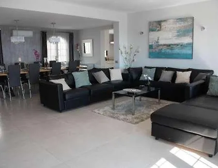 Villa Palms ヴィラ *